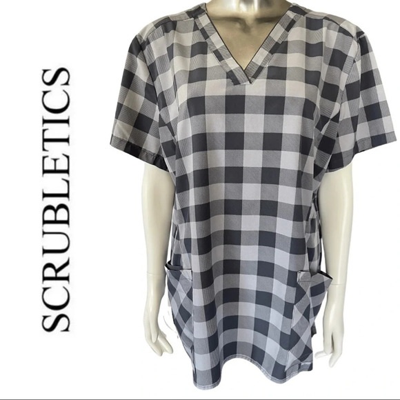🛍️3/$40 Scrubletics Short Sleeve Grey Check Scrub Top Front  Pockets Extra Large - Picture 1 of 4